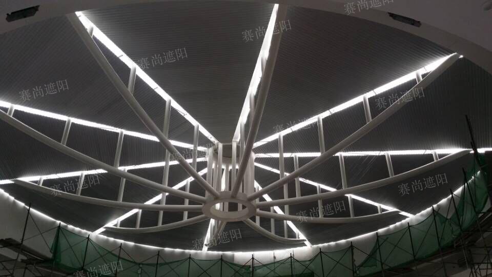 光大銀行天津后臺(tái)服務(wù)中心遮陽(yáng)百葉 光大銀行天津后臺(tái)服務(wù)中心遮陽(yáng)百葉