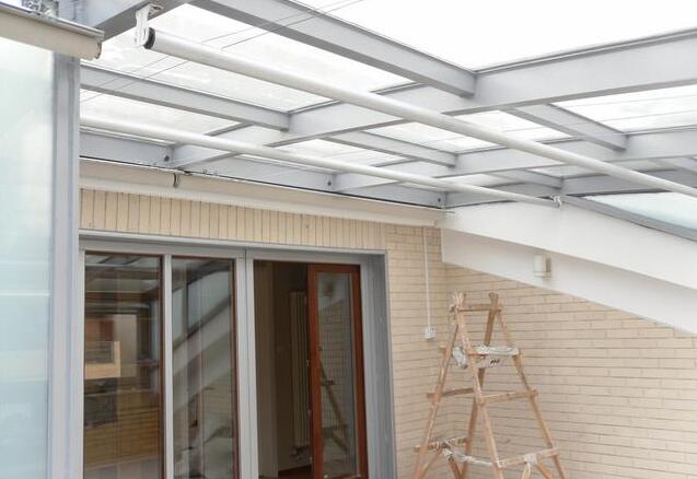 正確安裝電動(dòng)遮陽(yáng)簾的方法 正確安裝電動(dòng)遮陽(yáng)簾的方法